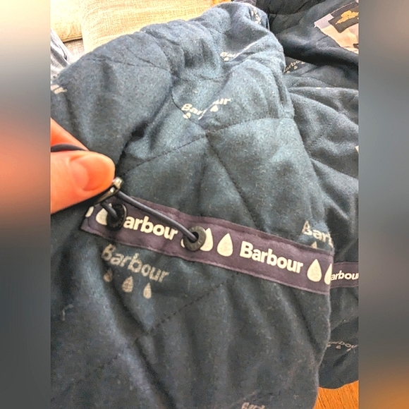 (Like New) Barbour Altair hooded insulated waterproof jacket - Picture 10 of 12